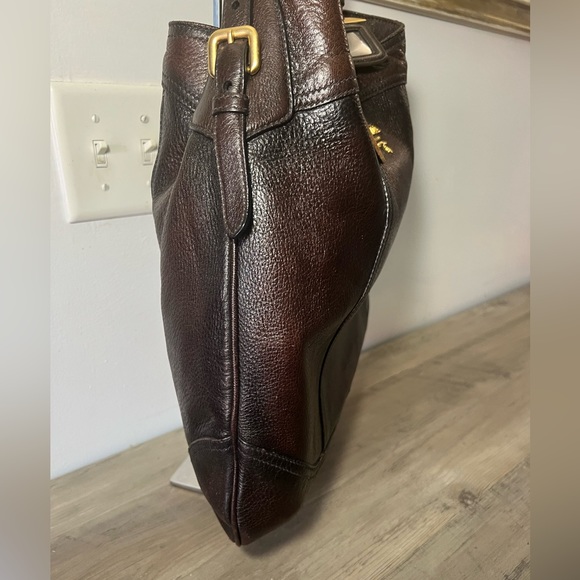 Prada Vitello Hobo bag large tote Deerskin leather dark cherry red gold logo - Picture 5 of 14